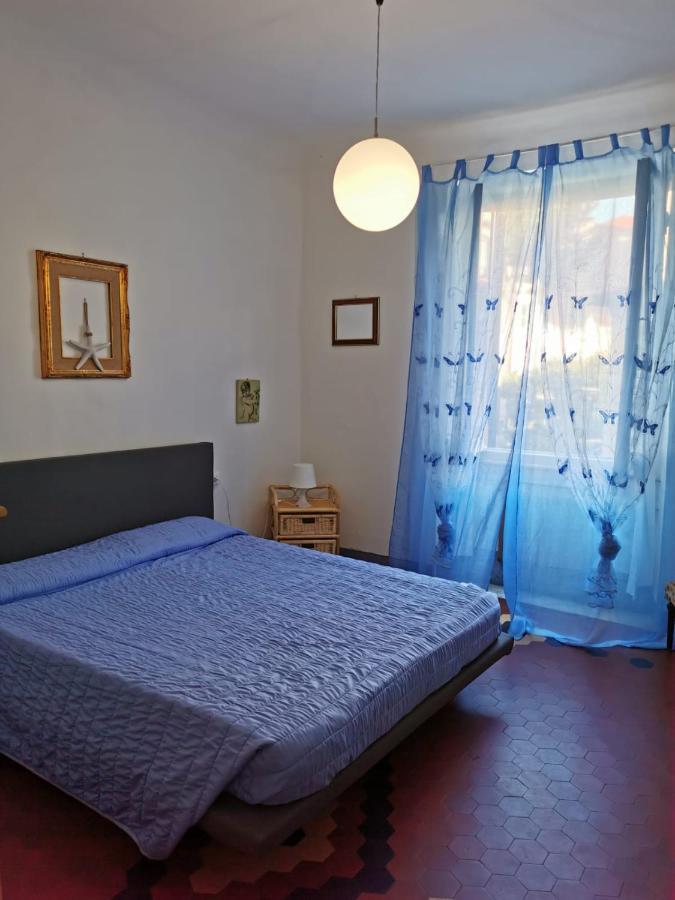 Апартаменти A Casa Di Alecarla Леричі Екстер'єр фото